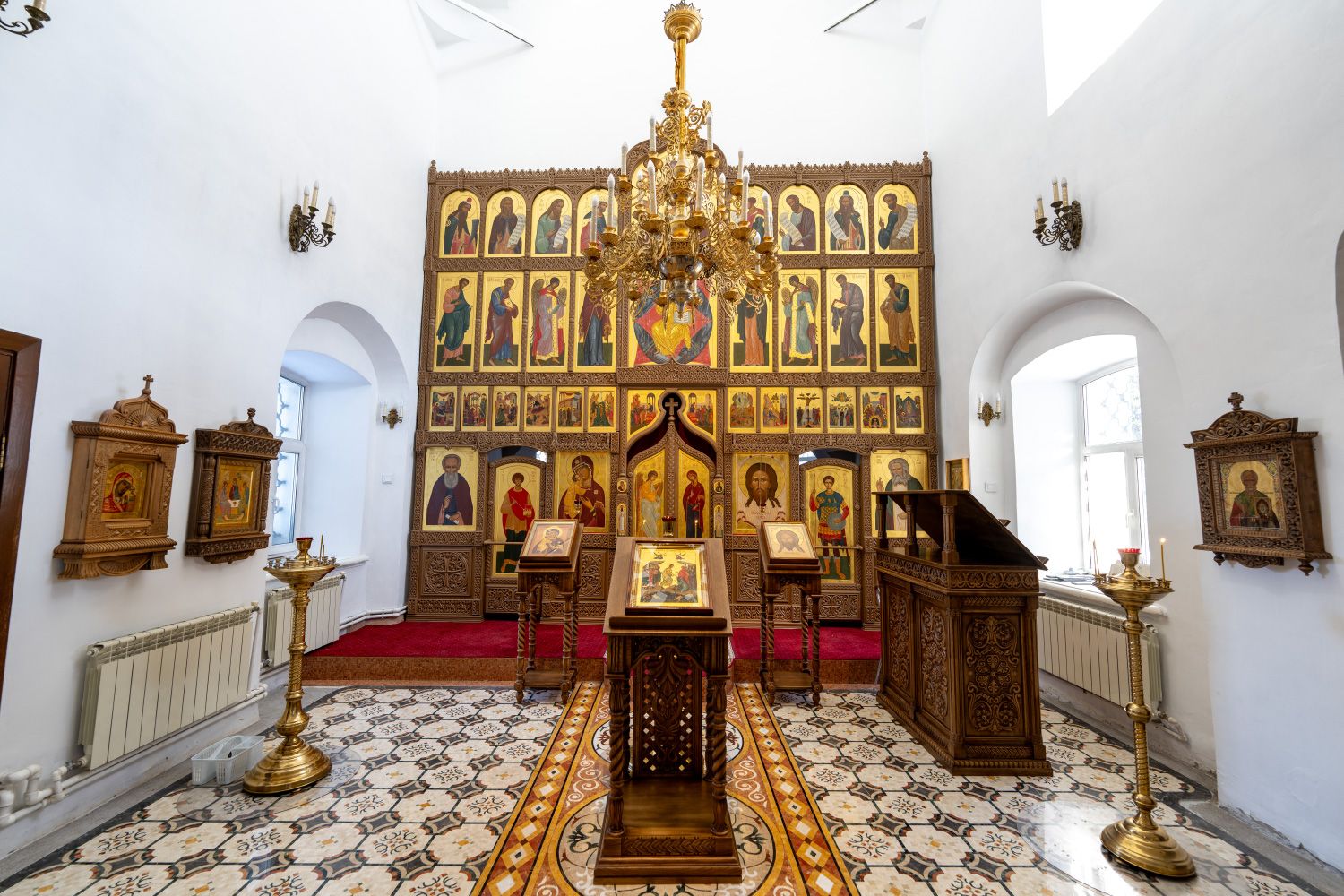 Внутреннее убранство храма