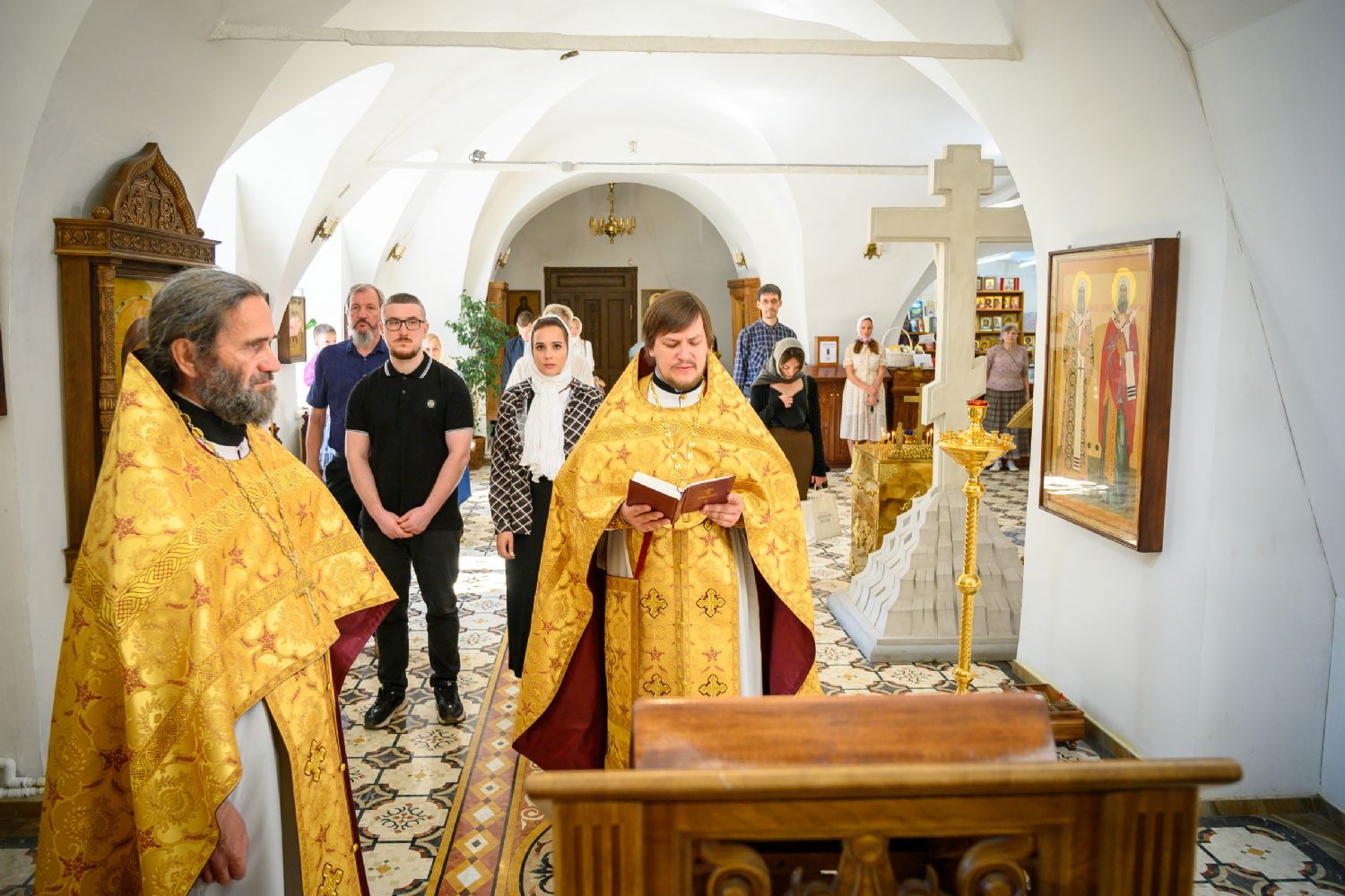 Божественная литургия в Неделю 12-ю по Пятидесятнице