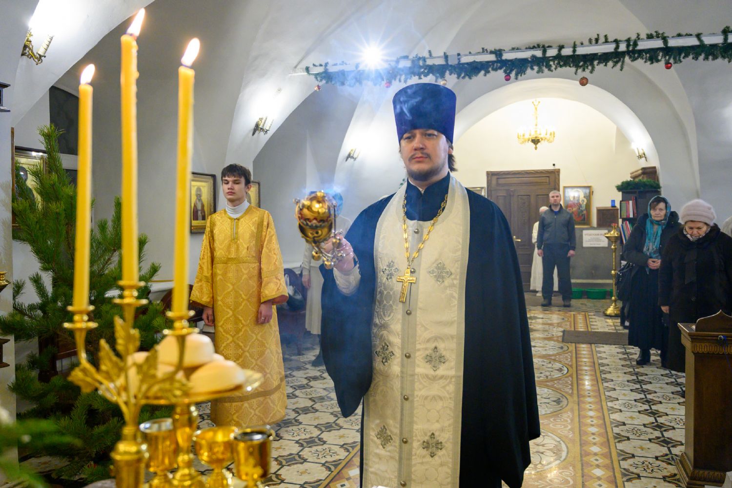 Всенощное бдение в канун праздника Крещения Господня