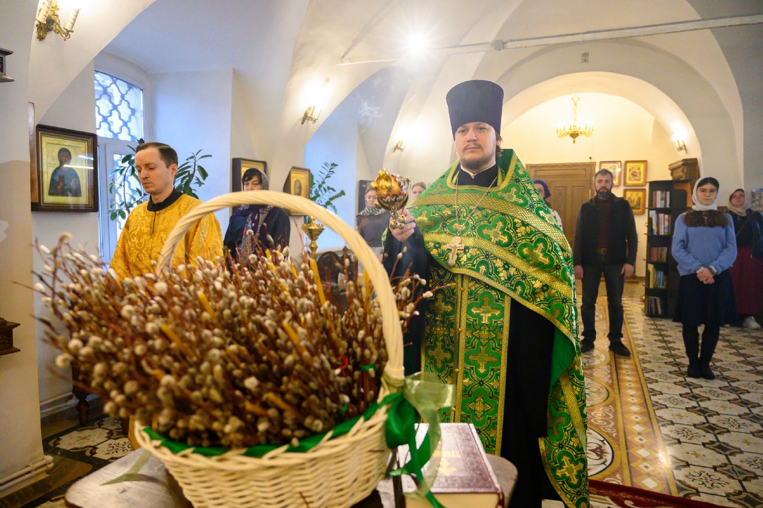 Всенощное бдение в канун праздника Входа Господня в Иерусалим