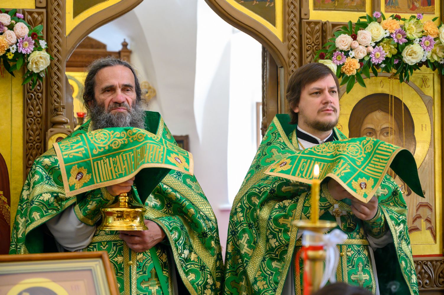 Богослужения в праздник Пятидесятницы - День Святой Троицы